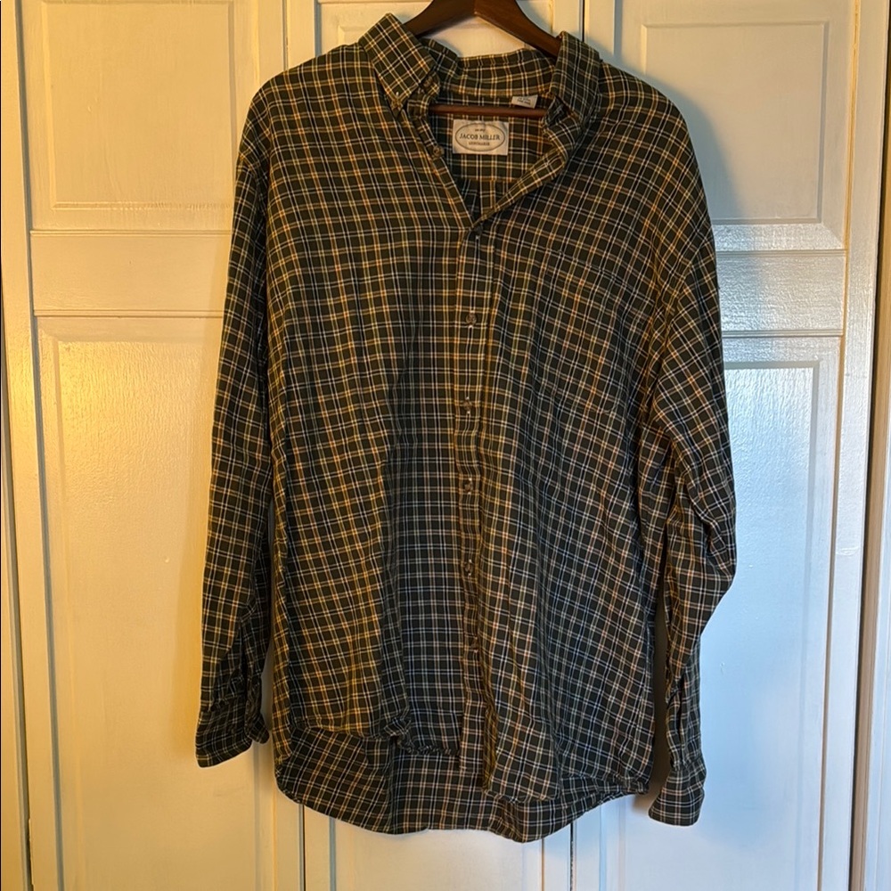 Plaid Button-Up Shirt
